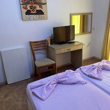 Kameliya Garden Σάνι Μπιτς