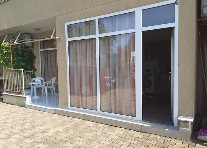 Kameliya Garden Διαμέρισμα *