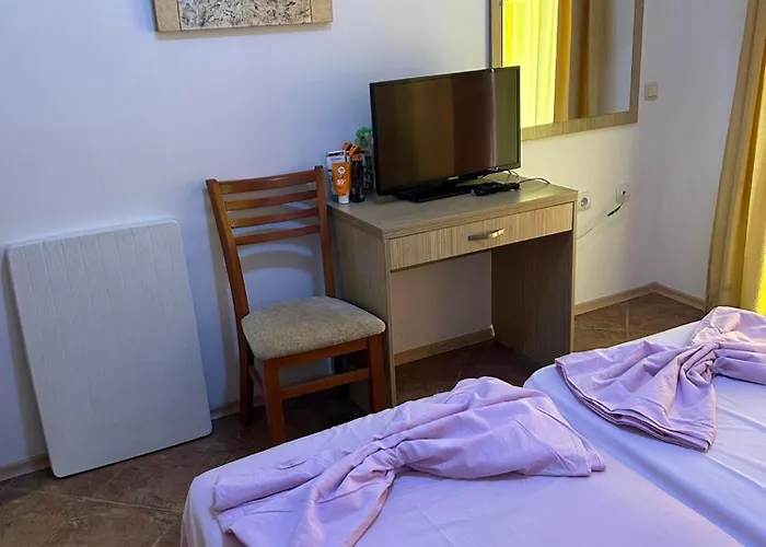 Kameliya Garden Σάνι Μπιτς